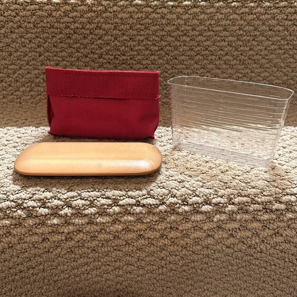 Longaberger Tan Woven Basket with Heart Charm - Picture 2 of 3